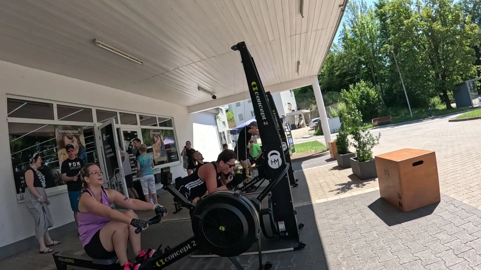 HM Fitness Sommerfest 2026 in Pfarrkirchen — Zweier-Teams an SkiErg und Rudern bei der Spendenaktion für Sternstunden e.V.